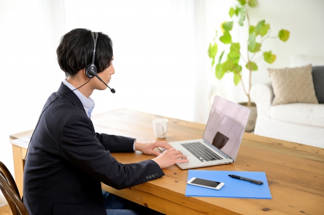 オンライン家庭教師の選び方4つのコツ【料金相場や機材など徹底解説】 12 4836978 s