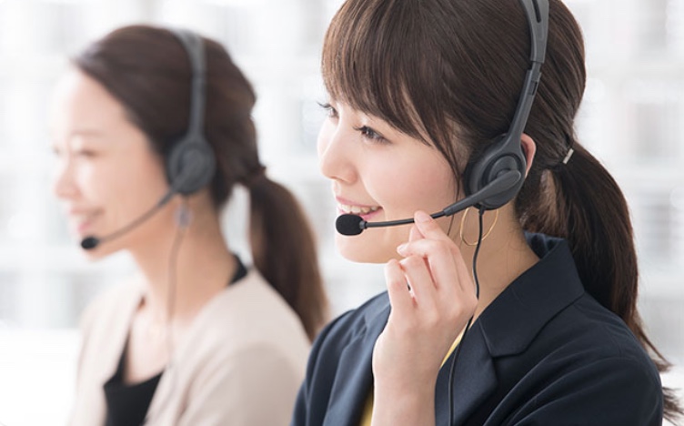 家庭教師の銀河「生徒数160%増えた理由」口コミ・評判まとめ 31 インカムで話す女性社員